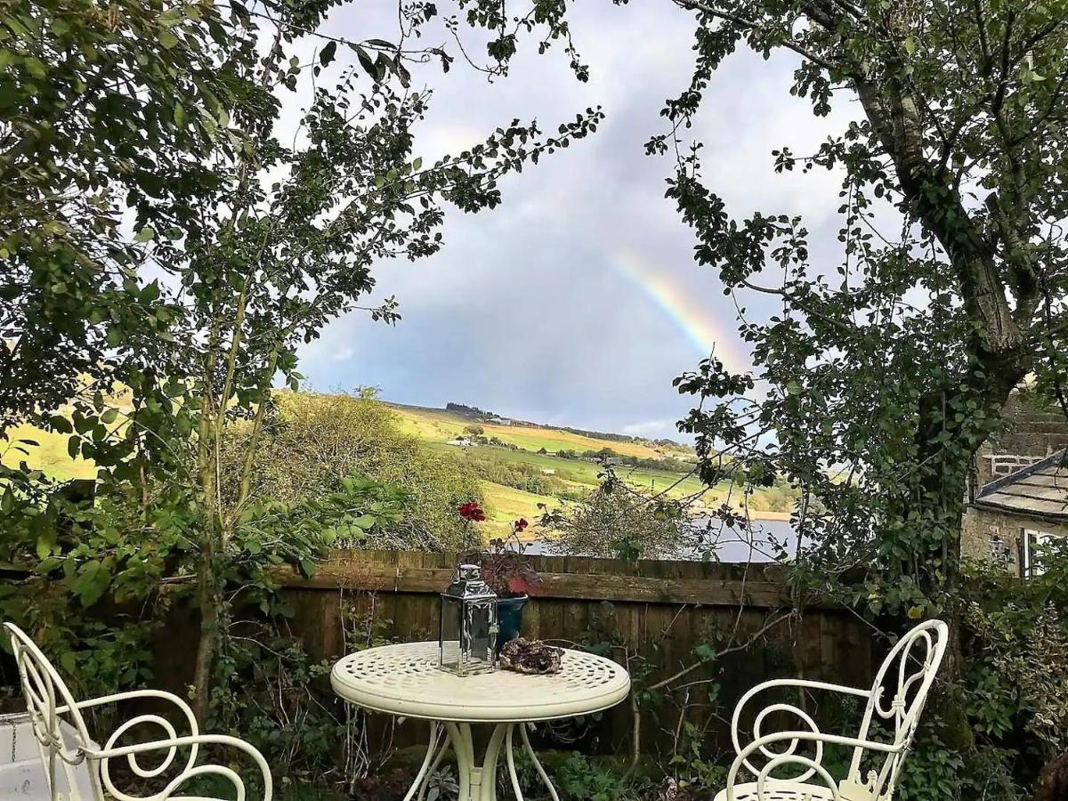 Bijou Cottage In Bronte Country With Wood-Burning Stove & Hot Tub Spa 哈沃斯 外观 照片